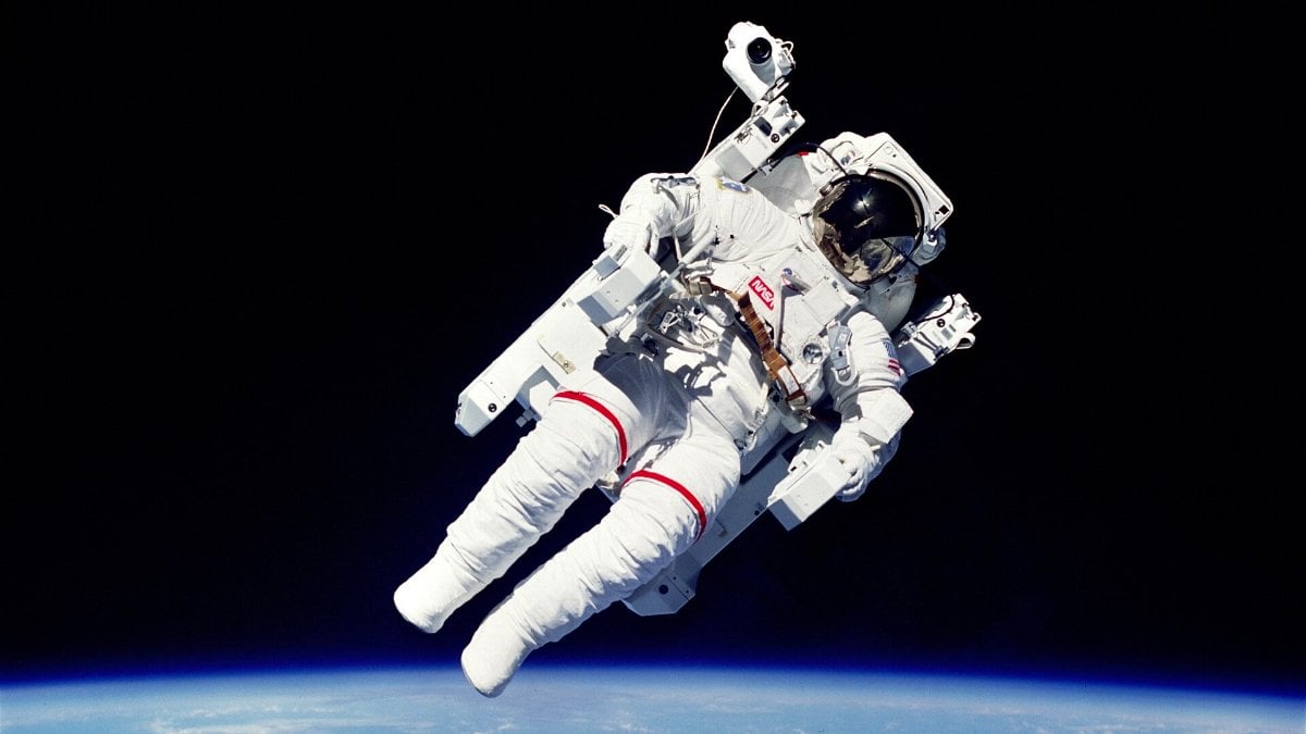 Giysilerde sızıntı var: Astronotların uzay yürüyüşü görevleri süresiz ertelendi