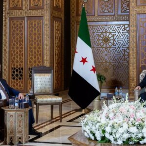 bakan fidan samda suriye cumhurbaskani sara ile bir araya geldi sKL7XWbl