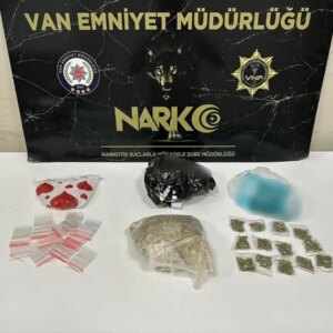 vanda uyusturucu operasyonu 45 gozalti uS2bGJZf