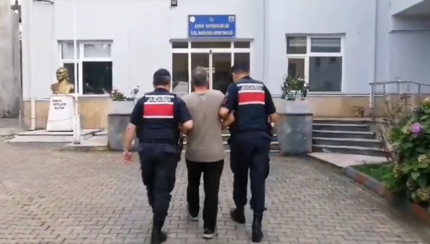 19 ilde feto operasyonu 40 tutuklama w5jvzpMG