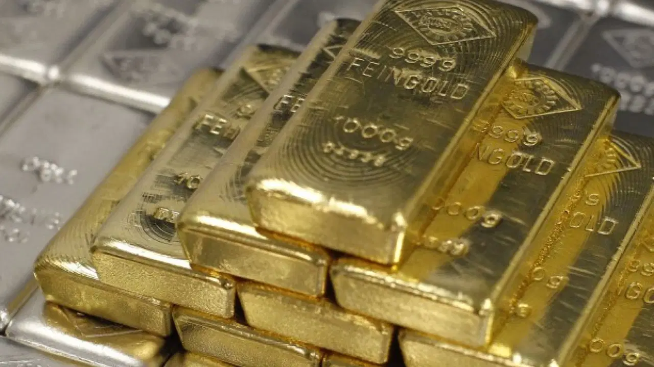 altin ve gumus piyasasinda hareketlilik 4 ayin zirvesi goruldu L2VPC8BX