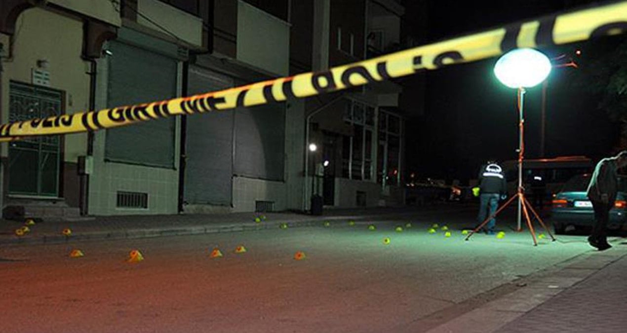 diyarbakirda bicakli saldiri 1 olu cGHyTii2