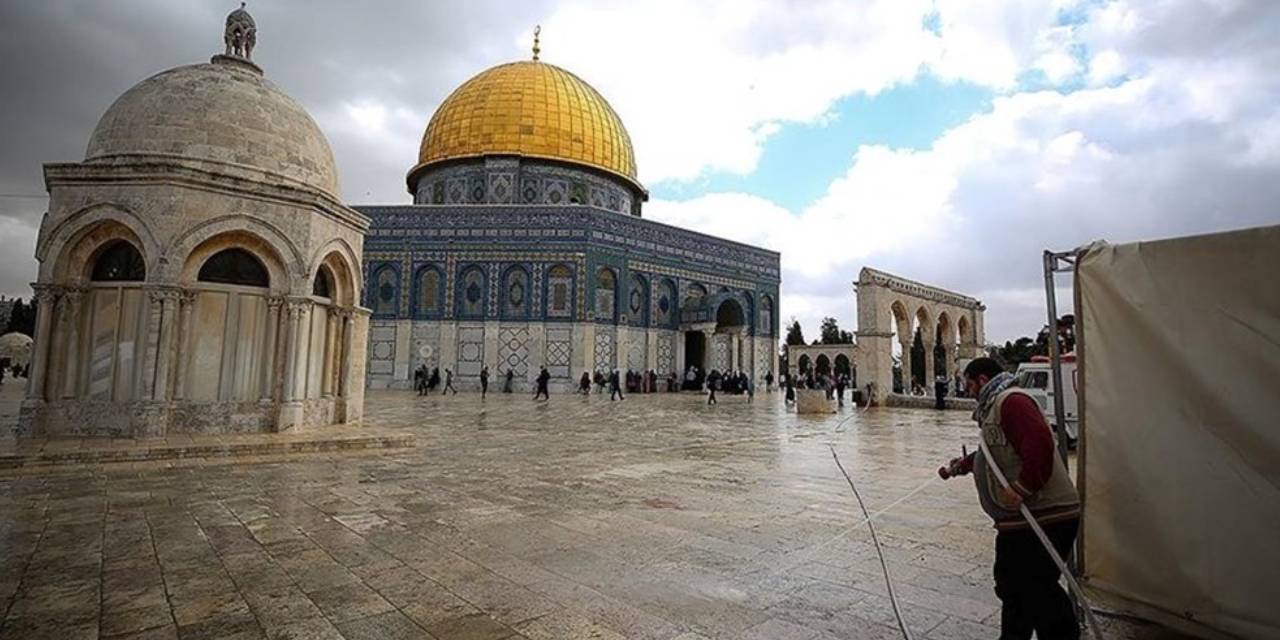 israilli yerlesimcilerden mescid i aksaya baskin rUHVUj6O