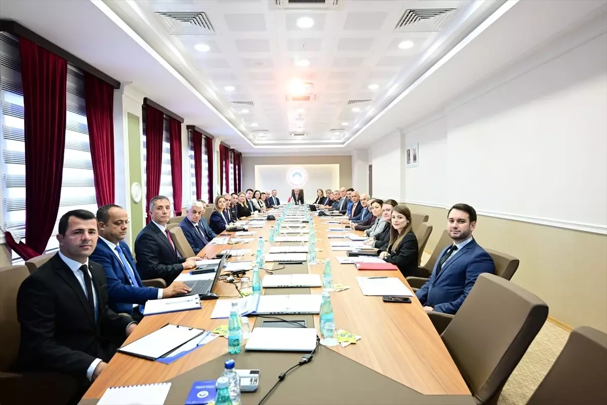 kirklarelinde guvenlik toplantisi yapildi aGrSRW6u