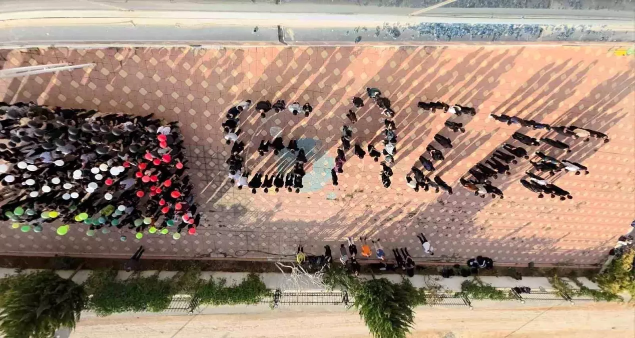 adiyaman doga kolejinden filistine destek koreografisi MNxPFmDL