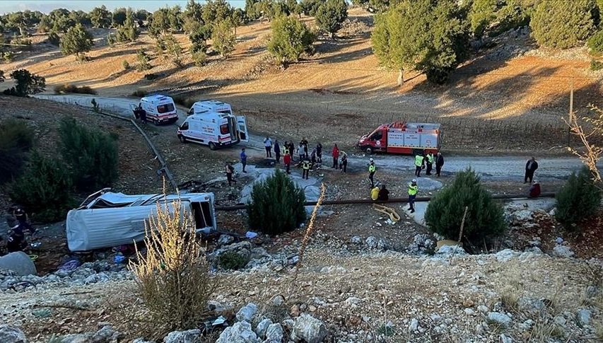 mersindeki feci kazadan bir aci haber daha can kaybi altiya yukseldi 1eAaYe37.jpg