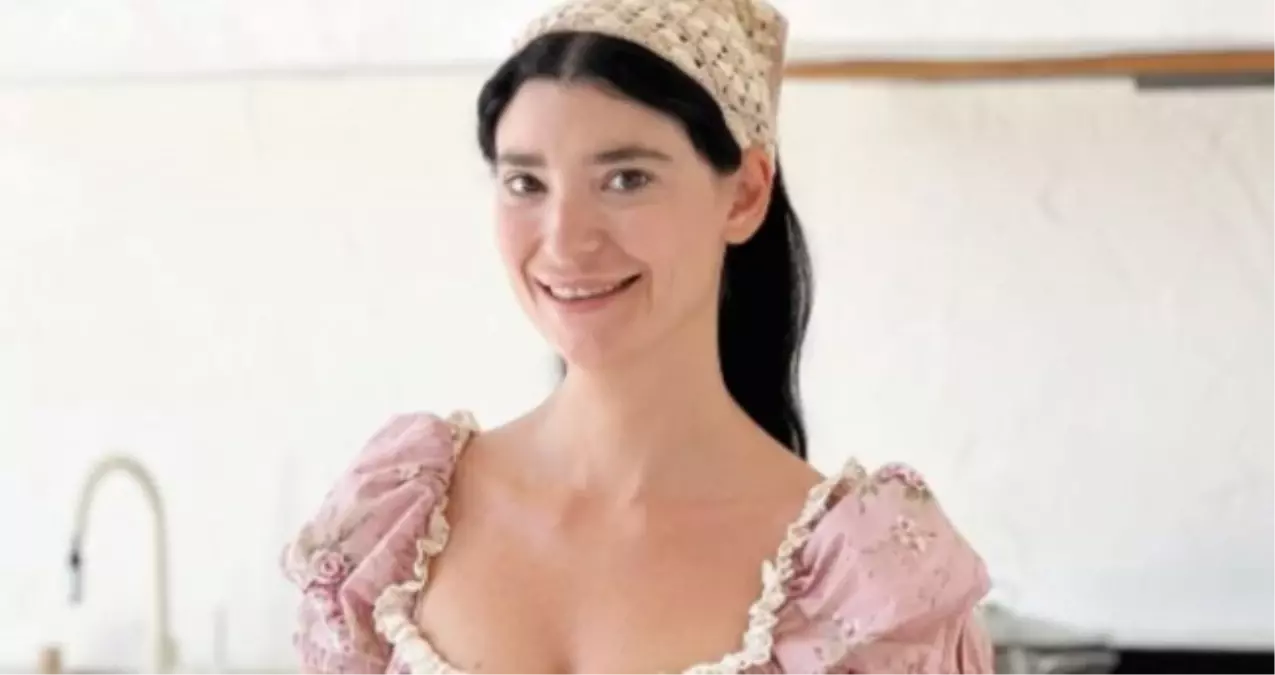 tumay karakaya kimdir benim sakin dunyam sunucusu tumay karakaya kac yasinda nereli M6rHNwjx