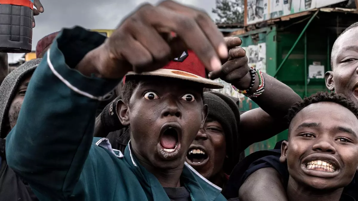 z kusagi hukumetleri deviriyor sosyal medya protestolari kalici degisim getirebilir mi MSWLsUKc.jpg