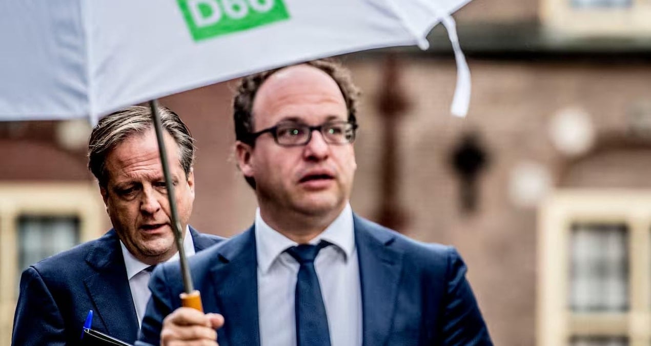 eski bakan kasif olarak gorevlendirildi UjOe7KM4.jpg