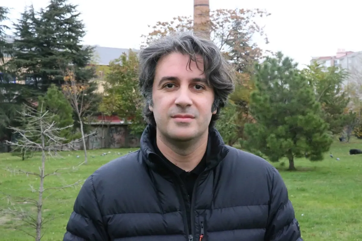 eskisehirli profesorun hesabina bir gecede 23 milyon tl yatirildi AHOUzLzB.jpg