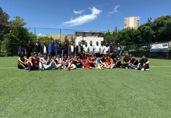 diyarbakirda-maarifin-kalbinde-marifetli-genclik-temasiyla-futbol-turnuvasi-duzenlendi-rFJE89TR
