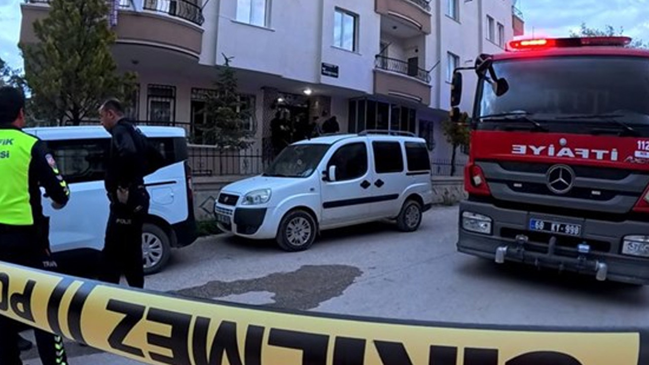 Yangın Felaketi: Mutfağındaki Dumanı Söndürmeye Çalışırken Hayatını Kaybetti